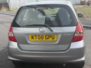 /photos/12412/c00b2e70-bb79-4168-b025-1932f232f86a_i320x240.jpg